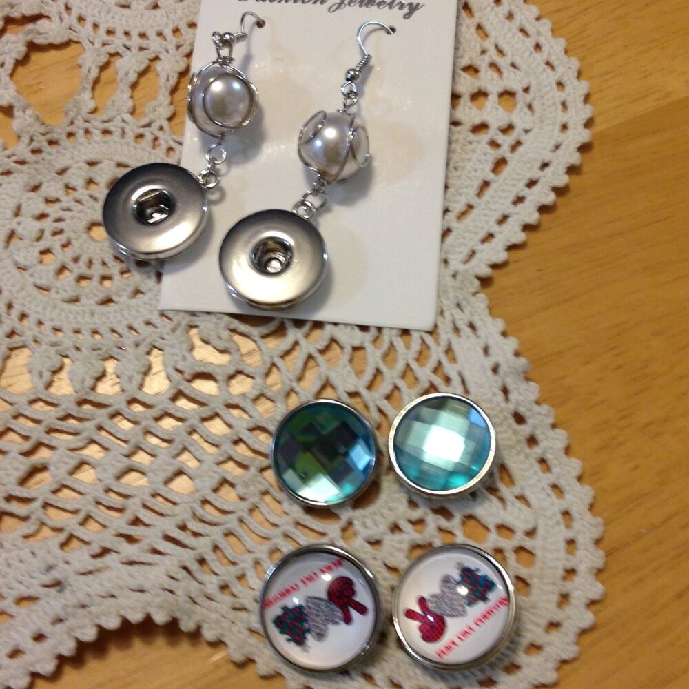 Christmas Snap Buttons earrings standard size with Snap Chunks